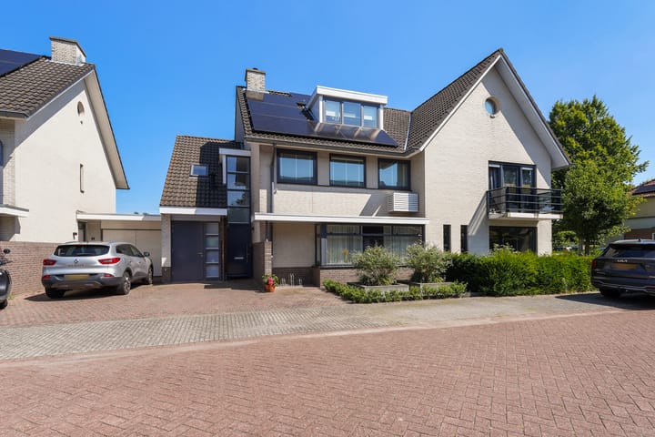 Foto 1 van van Loonstraat 9