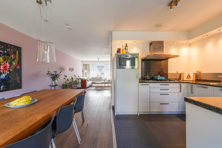 Foto 16 van van Loonstraat 9