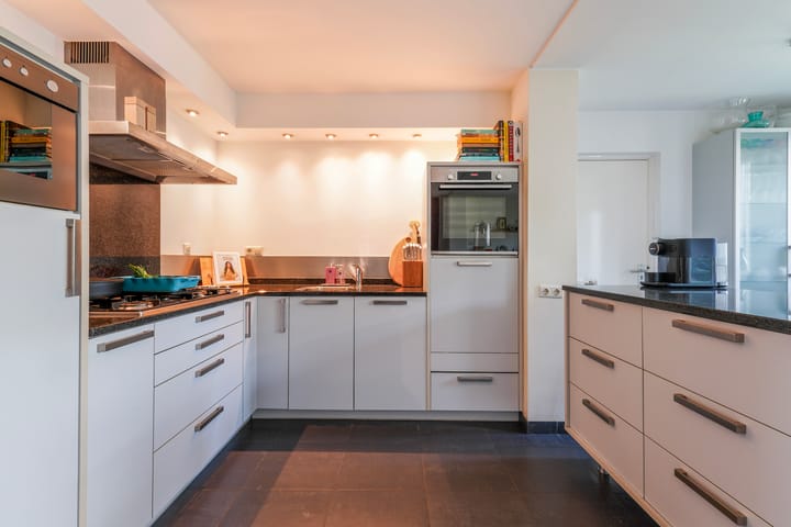 Foto 18 van van Loonstraat 9