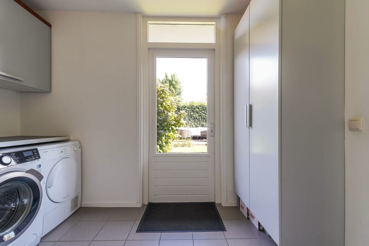 Foto 23 van van Loonstraat 9