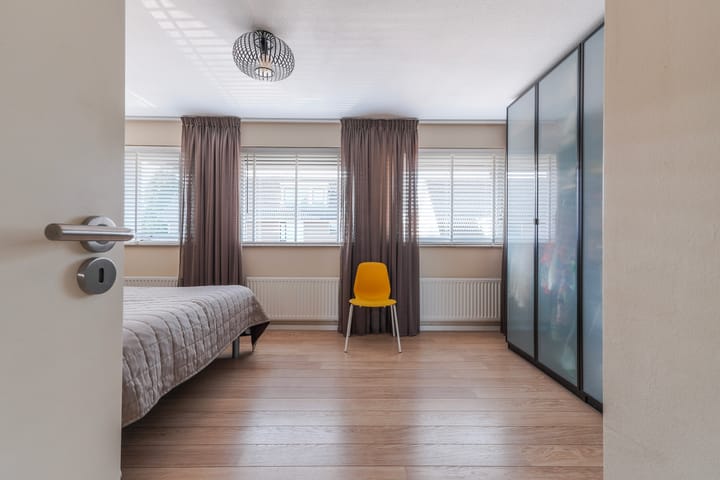 Foto 32 van van Loonstraat 9