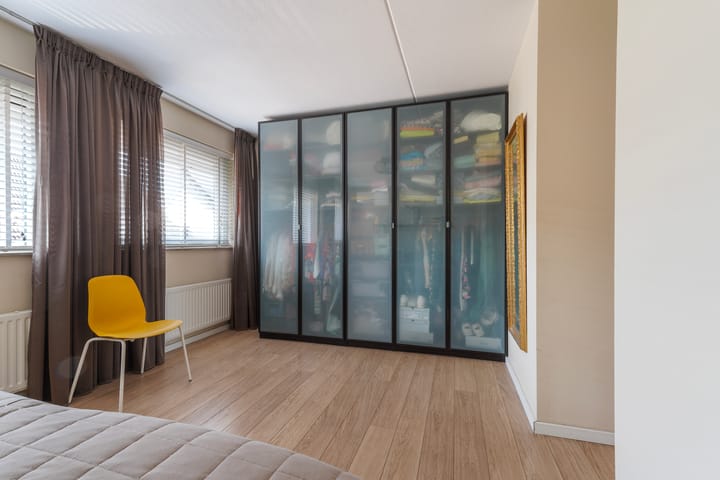 Foto 34 van van Loonstraat 9