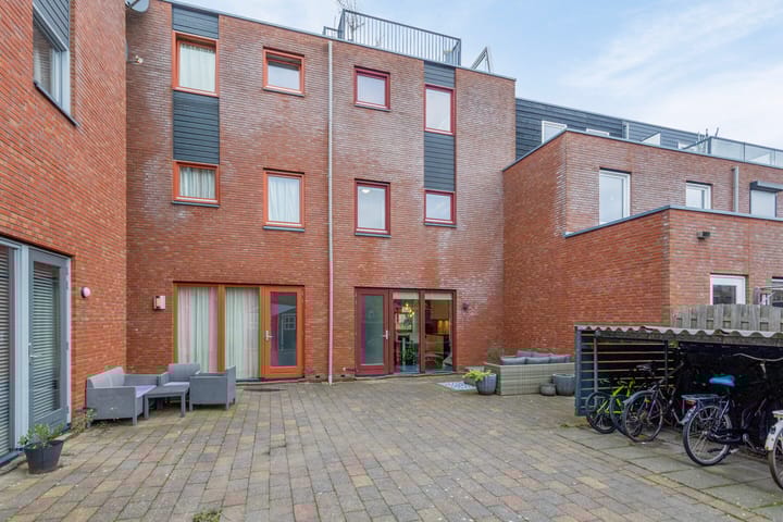 Foto 10 van Piraeushaven 51