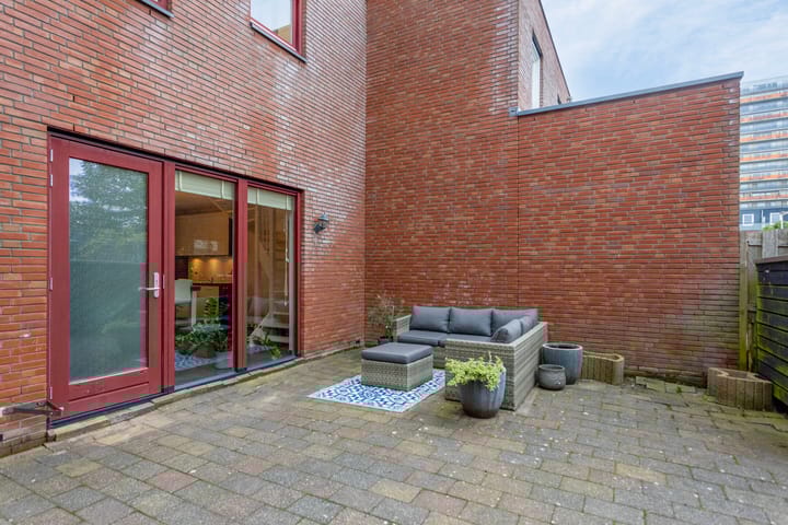 Foto 11 van Piraeushaven 51