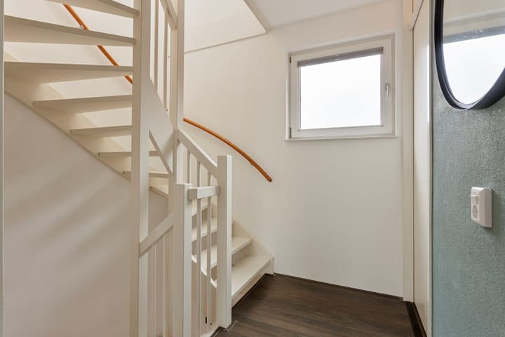 Foto 16 van Piraeushaven 51