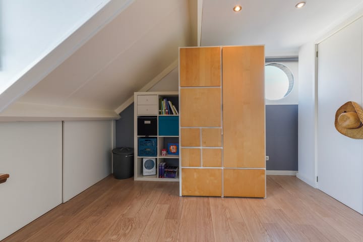 Foto 52 van van Loonstraat 9