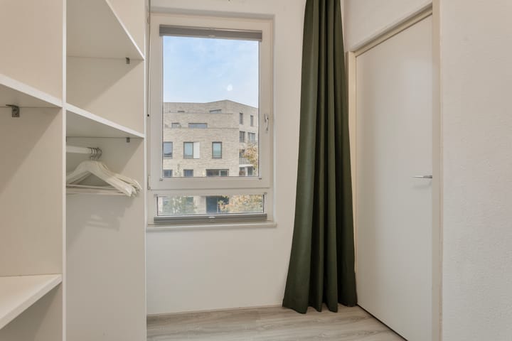 Foto 26 van Piraeushaven 51