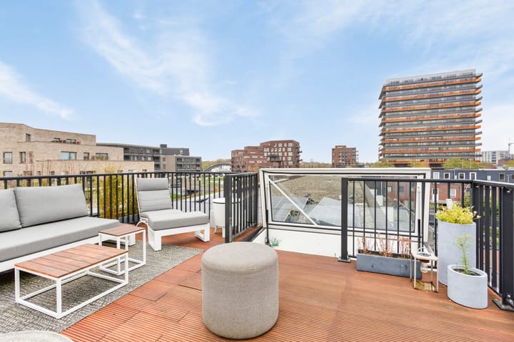 Foto 27 van Piraeushaven 51