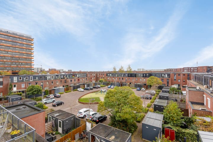 Foto 37 van Piraeushaven 51