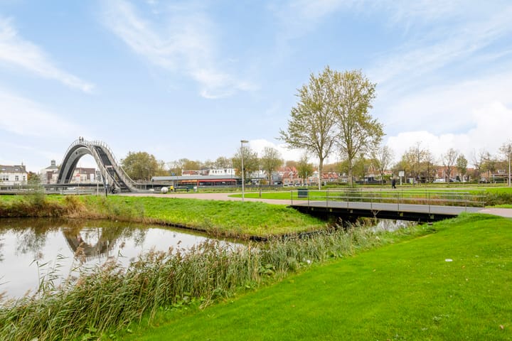 Foto 38 van Piraeushaven 51