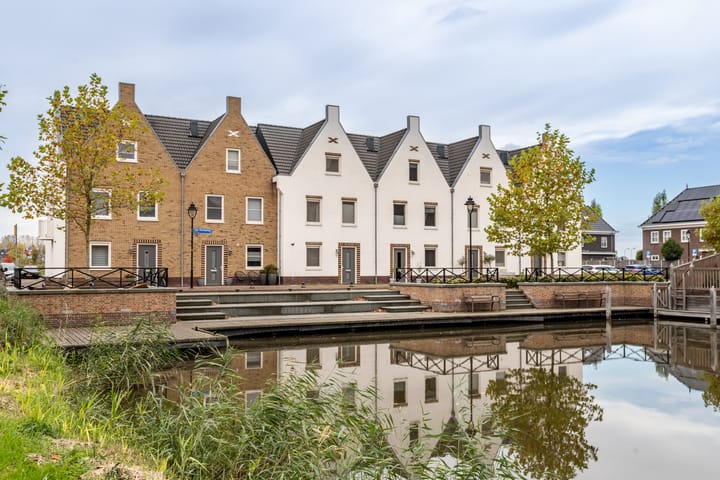 Foto 1 van Jean Perrinstraat 7