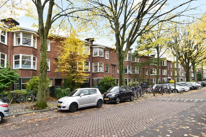 Foto 5 van Caan van Necklaan 126