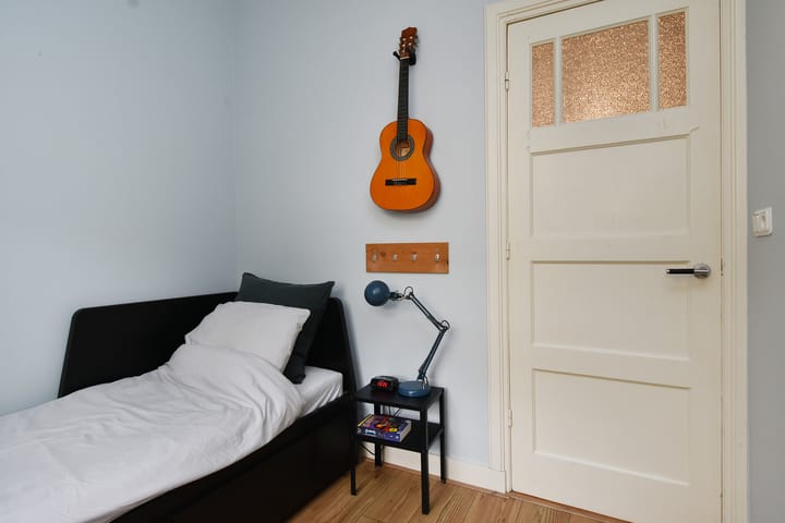 Foto 9 van Caan van Necklaan 126