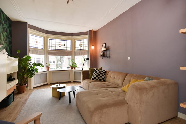 Foto 12 van Caan van Necklaan 126