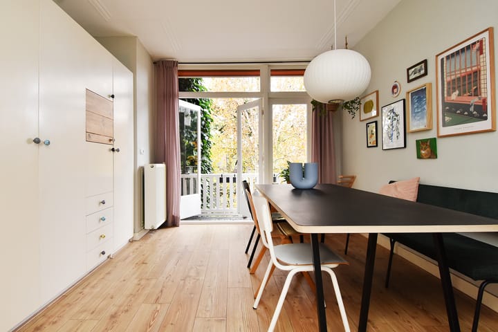 Foto 16 van Caan van Necklaan 126