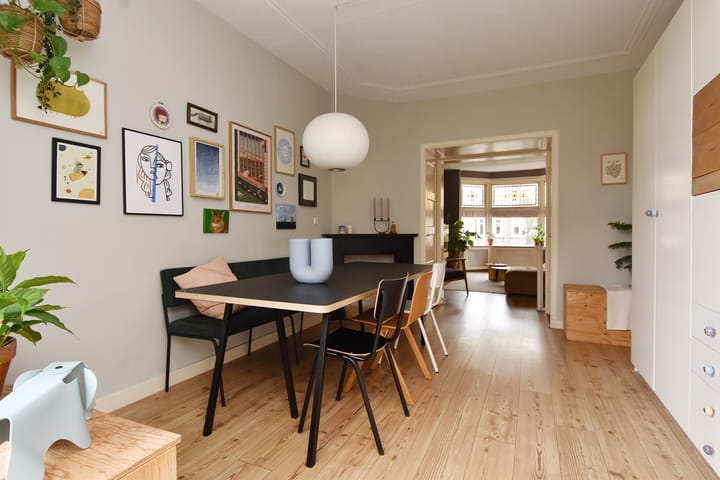 Foto 21 van Caan van Necklaan 126