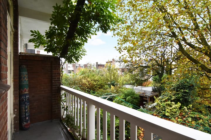 Foto 23 van Caan van Necklaan 126