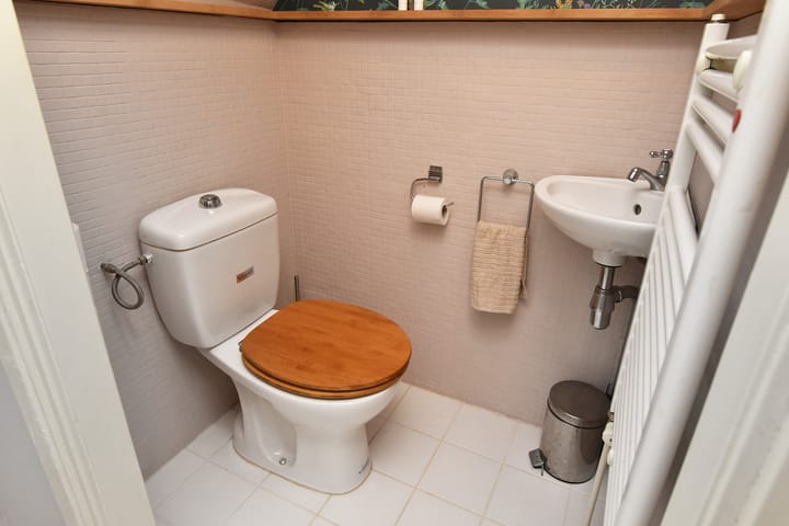 Foto 26 van Caan van Necklaan 126