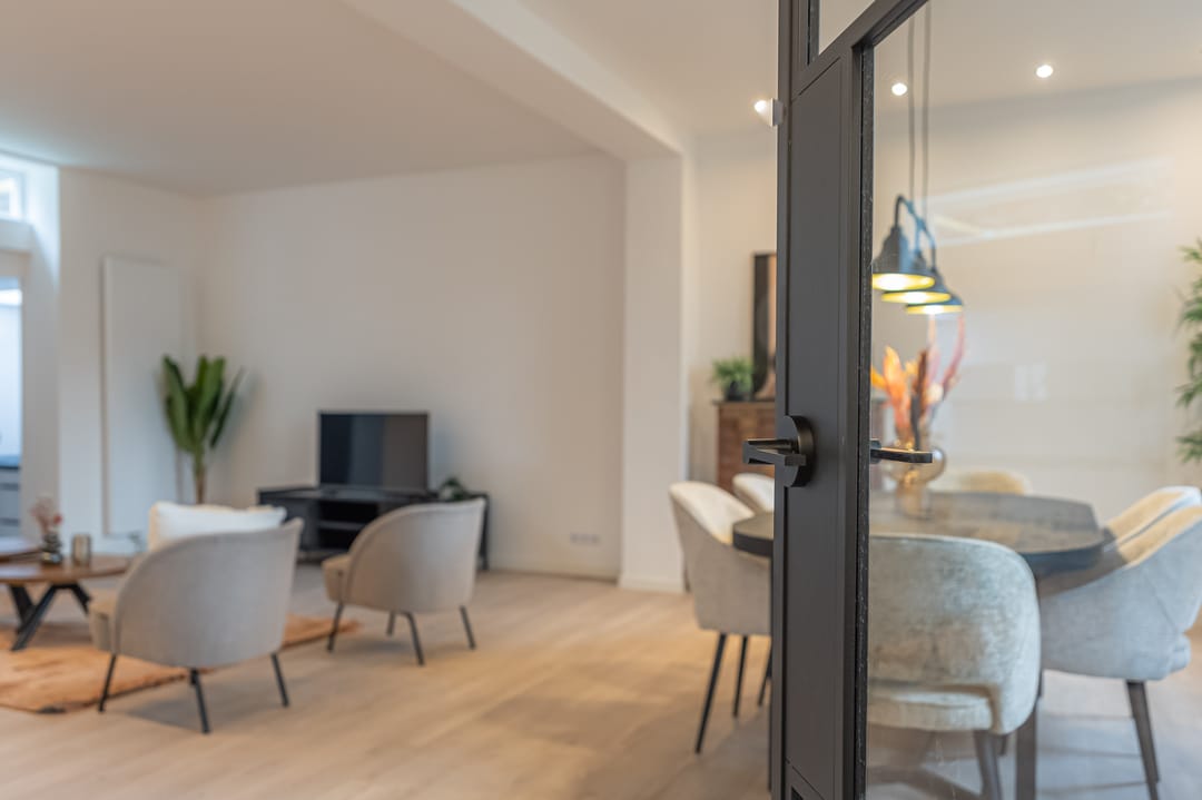 Foto 8 van Benzenraderweg 2-A