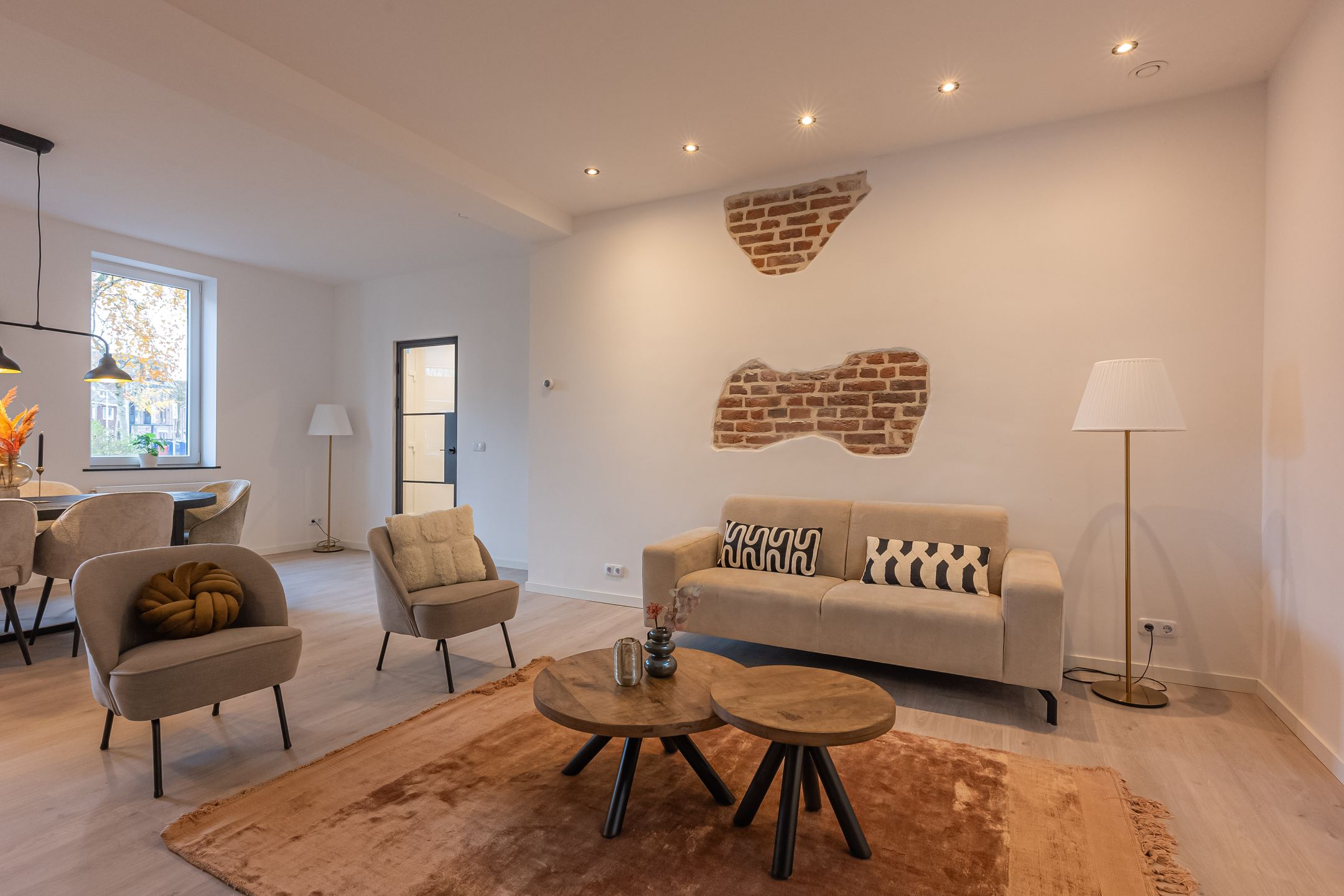 Foto 9 van Benzenraderweg 2-A