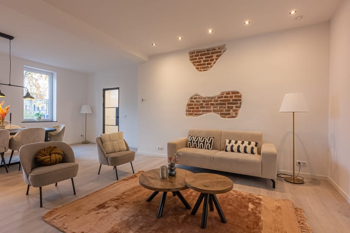 Foto 9 van Benzenraderweg 2-A