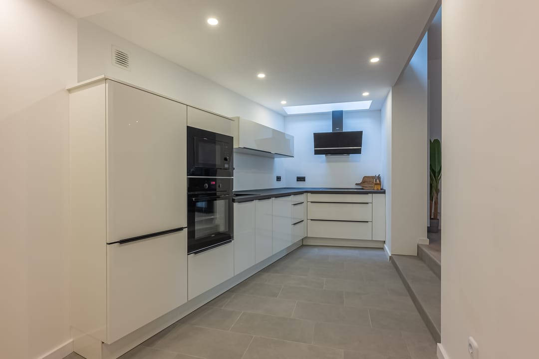 Foto 13 van Benzenraderweg 2-A