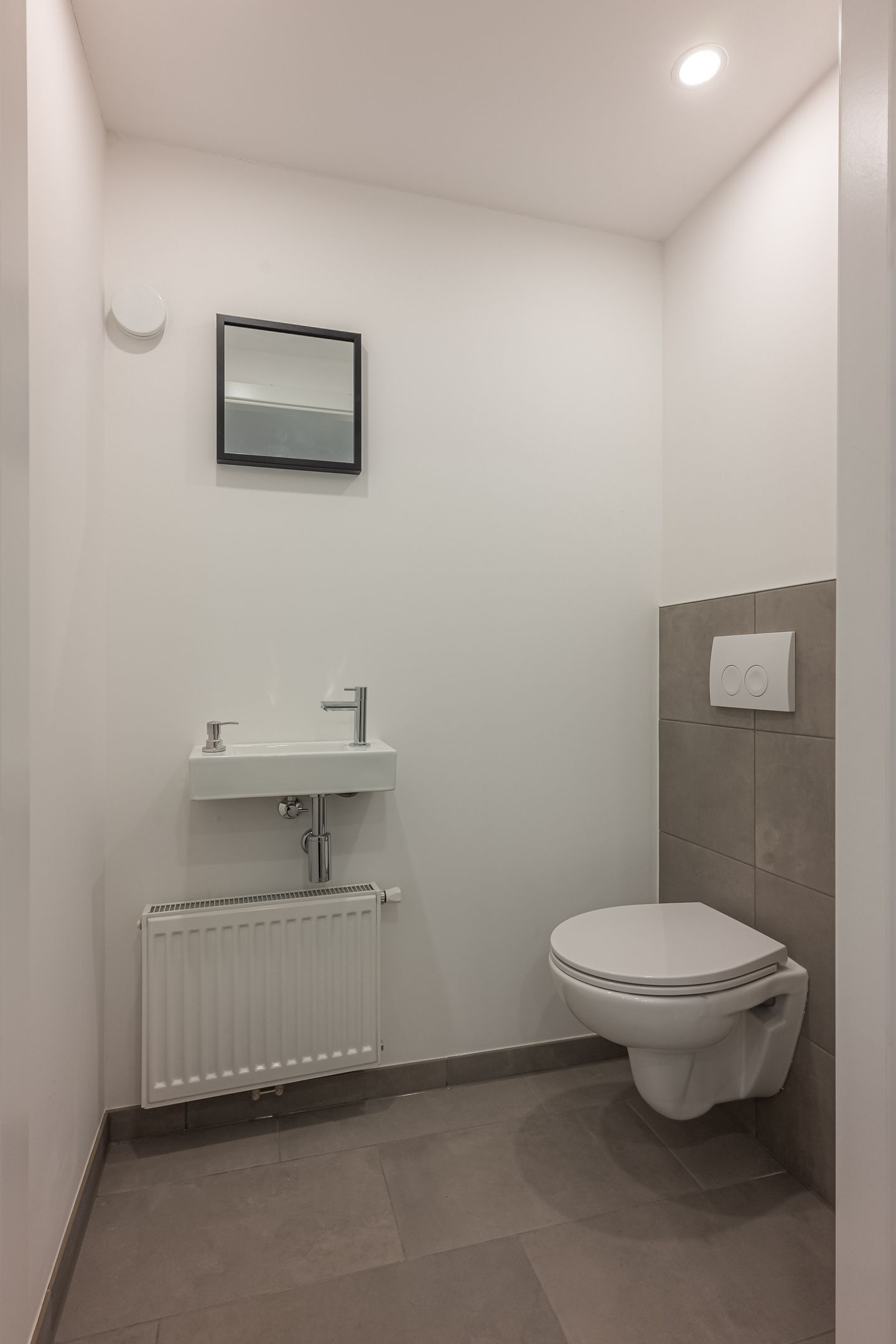 Foto 14 van Benzenraderweg 2-A