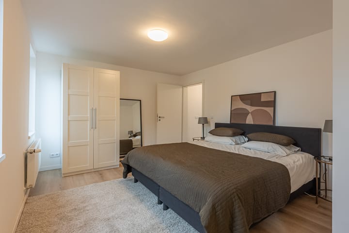 Foto 18 van Benzenraderweg 2-A