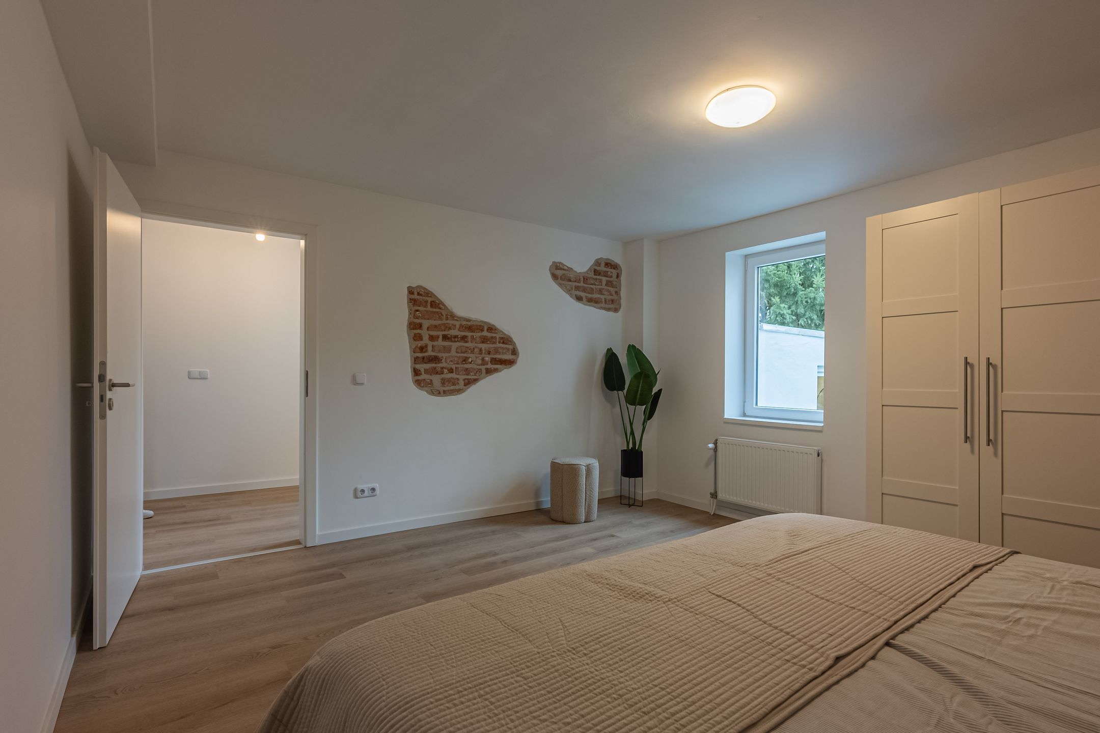 Foto 24 van Benzenraderweg 2-A