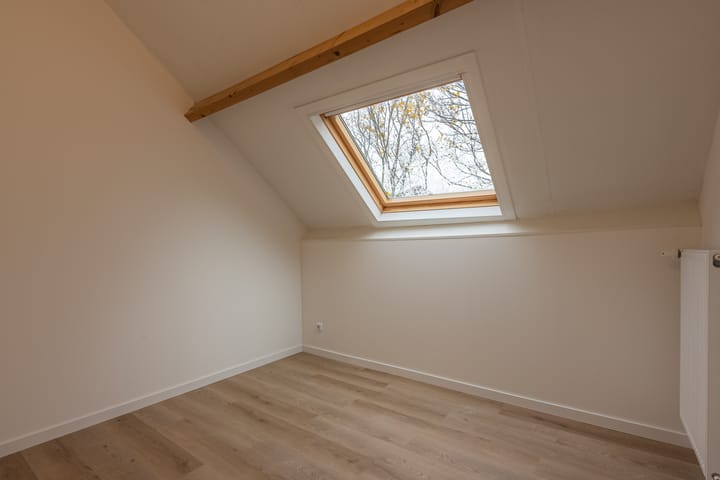 Foto 30 van Benzenraderweg 2-A