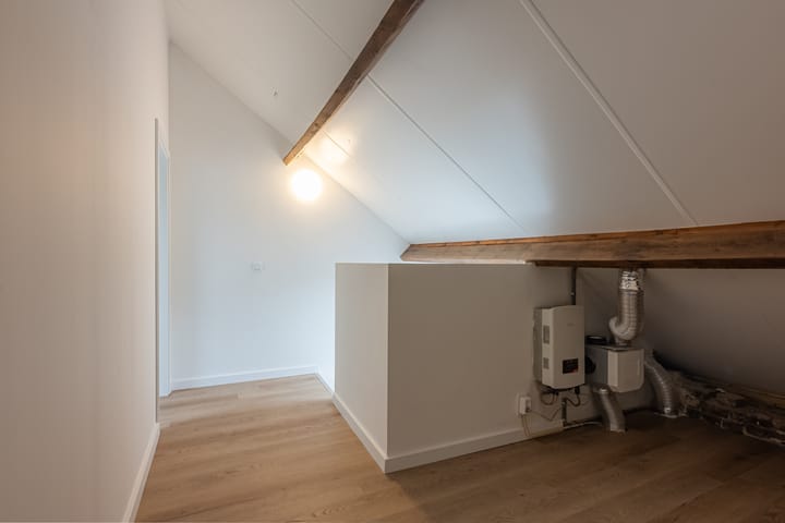 Foto 31 van Benzenraderweg 2-A