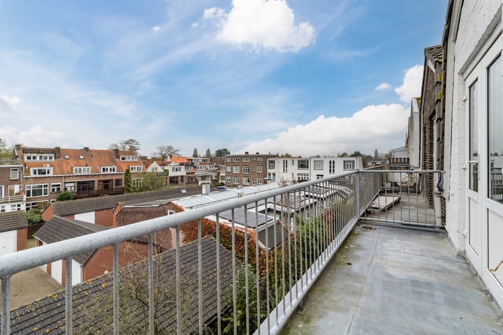 Foto 46 van Prins Bernhardkade 27-B