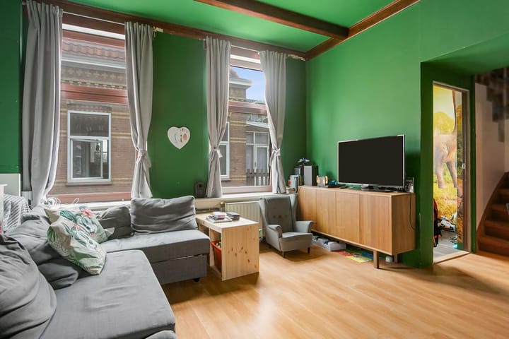 Photo 10 of Maaswijkstraat 40