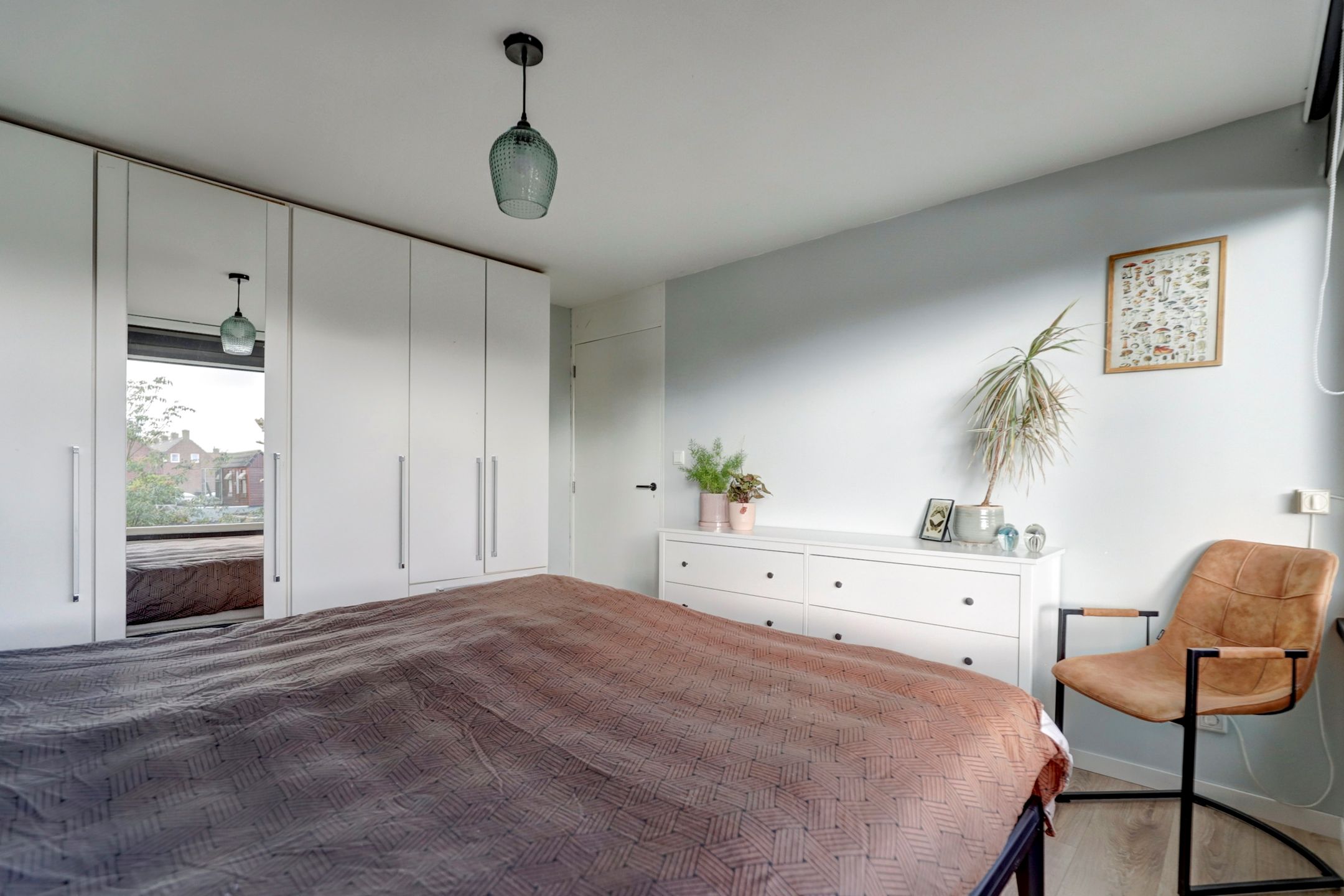 Foto 18 van Leeuweriklaan 27