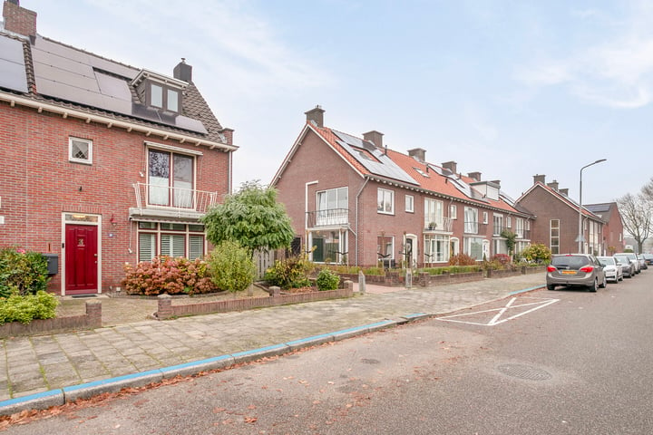 Bekijk foto 4 van Monseigneur Zwijsenstraat 35-A