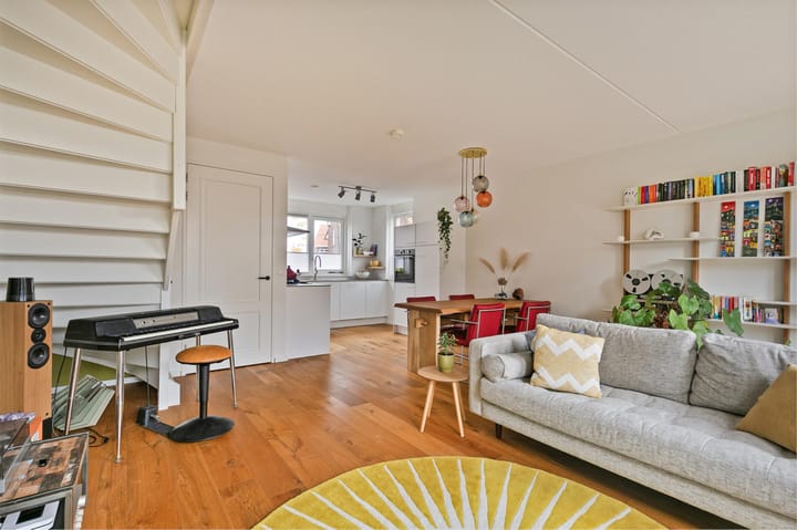 Foto 15 van John Coltranestraat 27