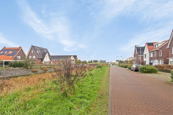 Foto 35 van John Coltranestraat 27