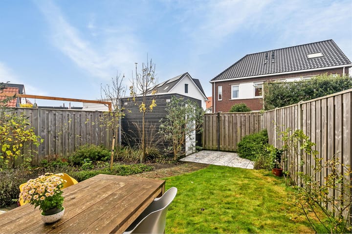 Foto 10 van John Coltranestraat 27