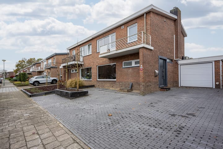 Foto 1 van Rooseveltstraat 8