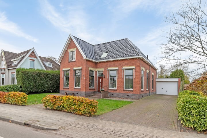 View photo 5 of Hoofdweg 14