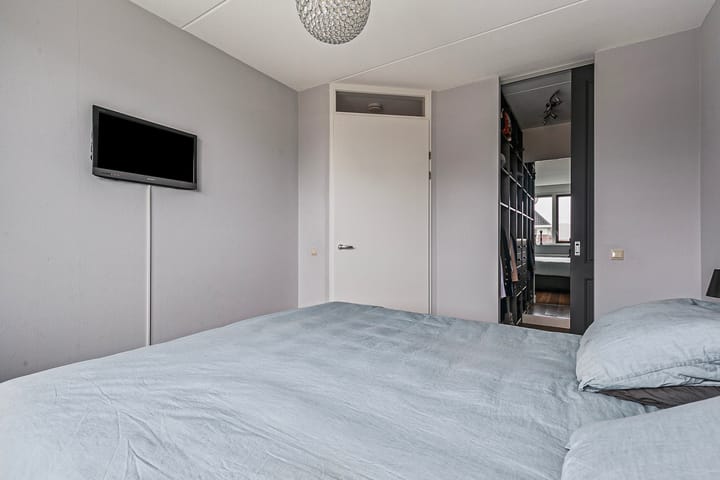 Foto 28 van Honingzoet 23