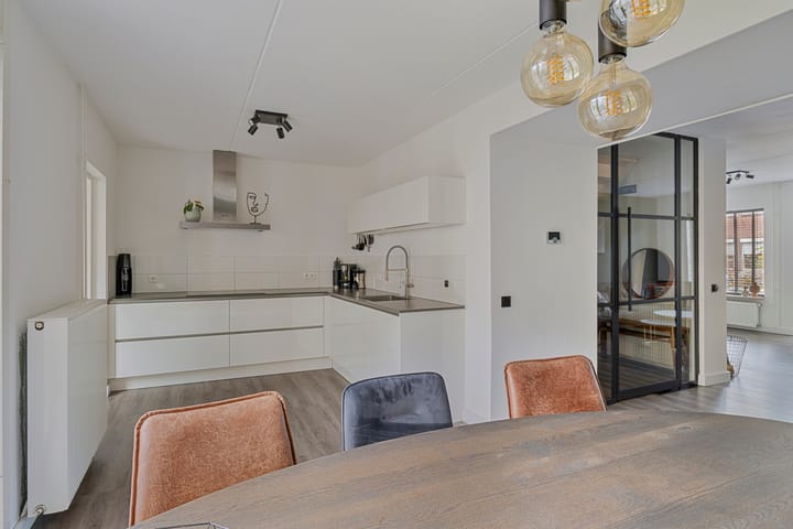 Foto 10 van Cees Laseurstraat 58