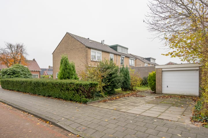 Foto 23 van Beatrixstraat 37