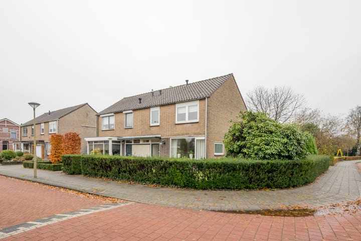 Foto 26 van Beatrixstraat 37