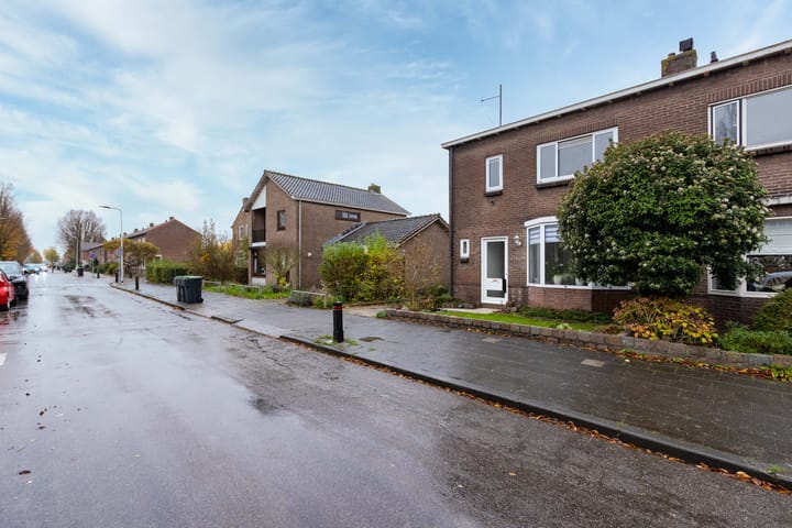 Foto 42 van Steneweg 94