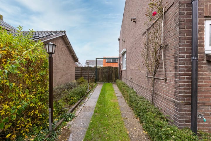 Foto 46 van Steneweg 94