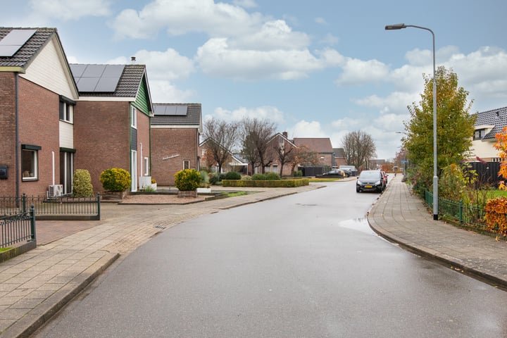 Bekijk foto 10 van Populierenstraat 5