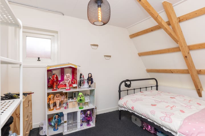 Photo 27 of Oosteinde 23