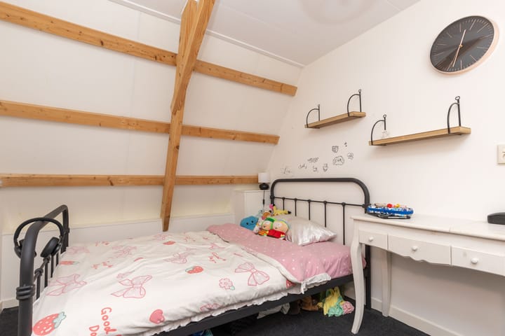 Photo 28 of Oosteinde 23