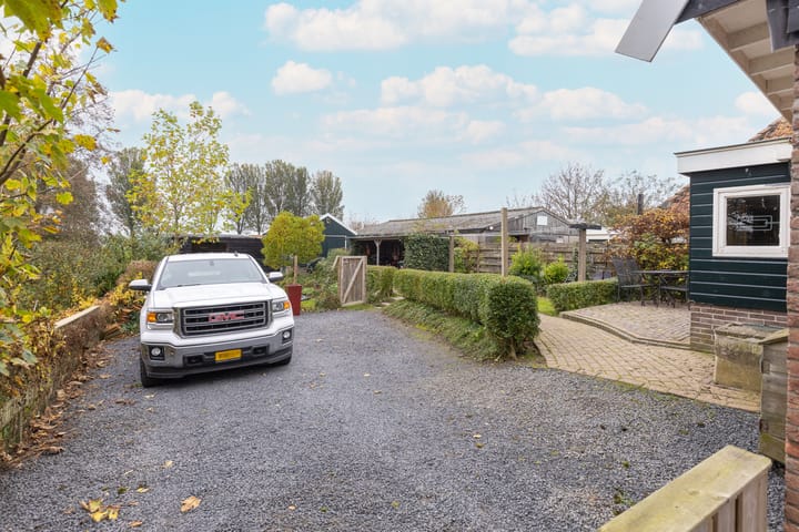 Photo 38 of Oosteinde 23